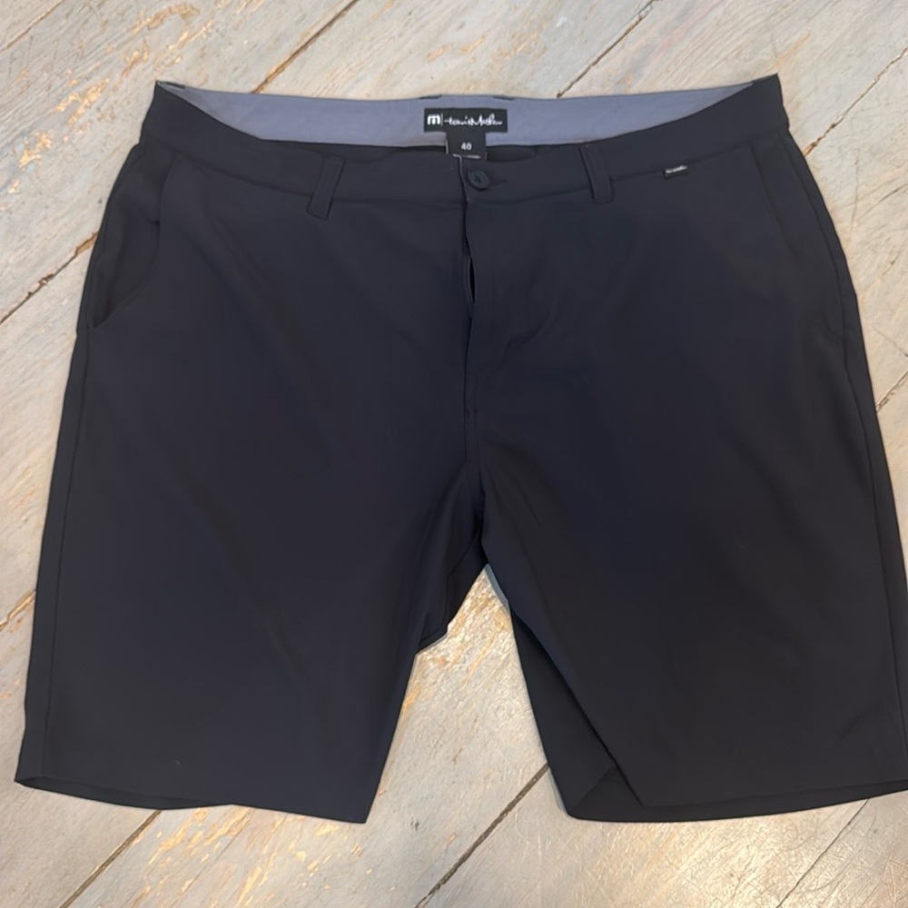 Travis Mathew Black Golf Shorts. Good stretch!